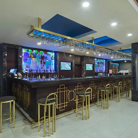 Grand Millennium Hotel 5*