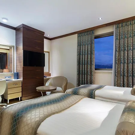 Grand Millennium Hotel