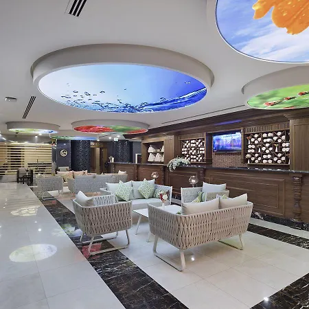 Grand Millennium Hotel 5*