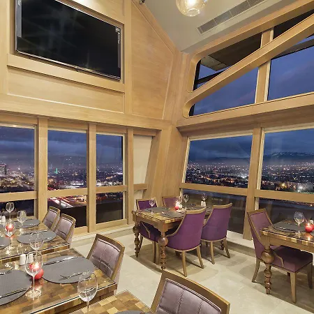 Grand Millennium Hotel 5*