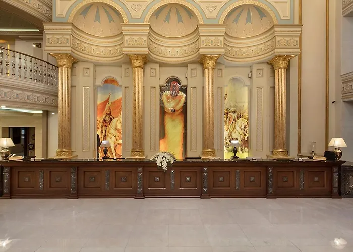 Grand Millennium Otel