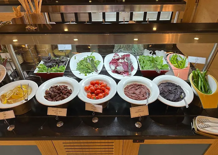 Grand Millennium Otel