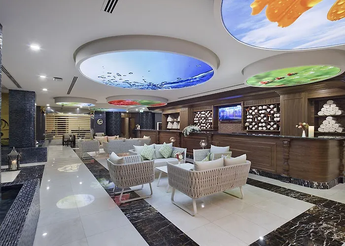 Grand Millennium Otel 5*