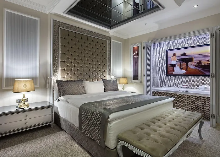 Grand Millennium Otel 5*